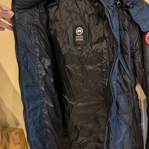 Canada Goose Ellison Packable Down Coat - Picture 15 of 16